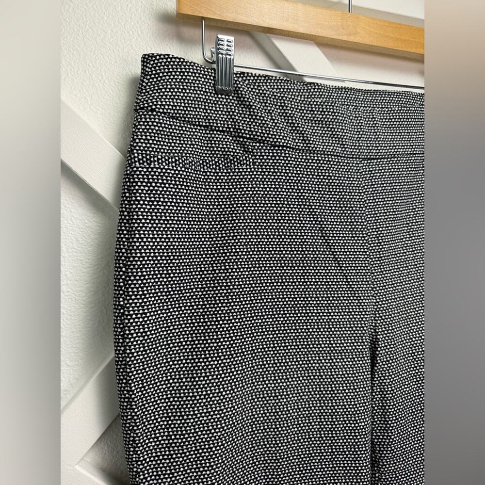 Chico's So Slimming Brigitte Pom-Pom Crops Pants Size 1.5 Petite (10 Petite) - Picture 5 of 16